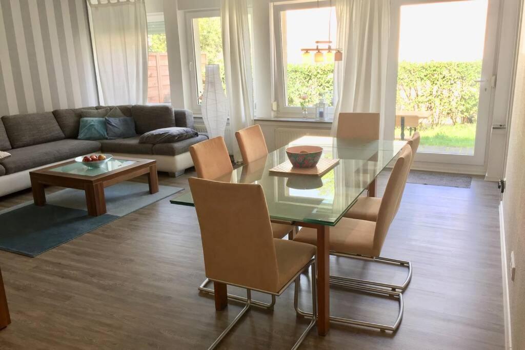 Apartment 120 Qm -3 Schlafzimmer-2 Baeder- Fuer 7 Gaeste ดุสเซลดอร์ฟ ภายนอก รูปภาพ